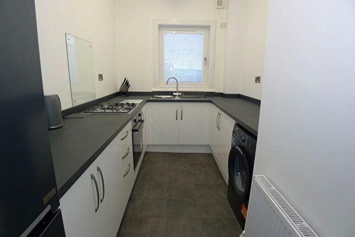 2 Bedroom Flat To Rent In Boase Avenue, St Andrews, KY16