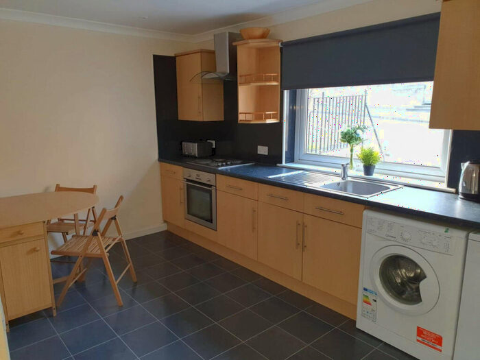 3 Bedroom Terraced House To Rent In Abbeyhill Crescent, Edinburgh, EH8