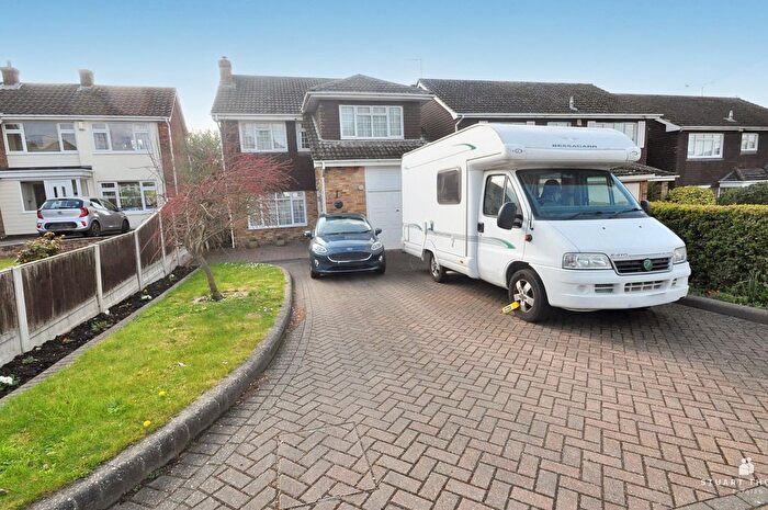 4 Bedroom Detached House For Sale In Daws Heath Road, Benfleet, Essex, SS7