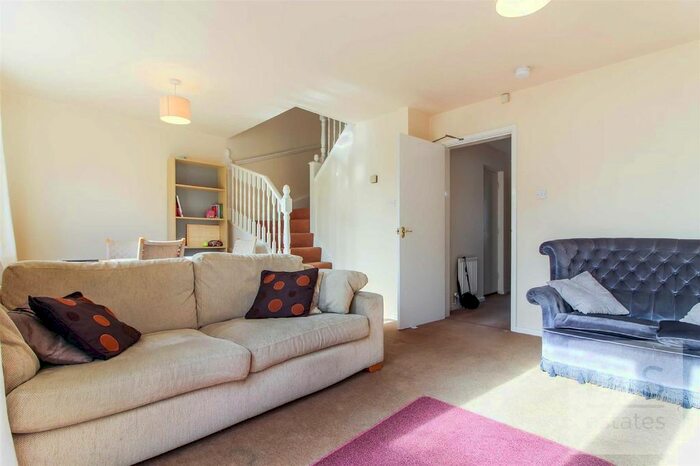 3 Bedroom Terraced House To Rent In Heron Drive, Lenton, Nottingham, NG7