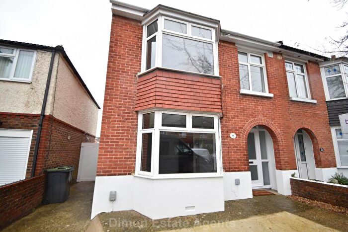 3 Bedroom Semi-Detached House For Sale In Oval Gardens, Gosport, PO12