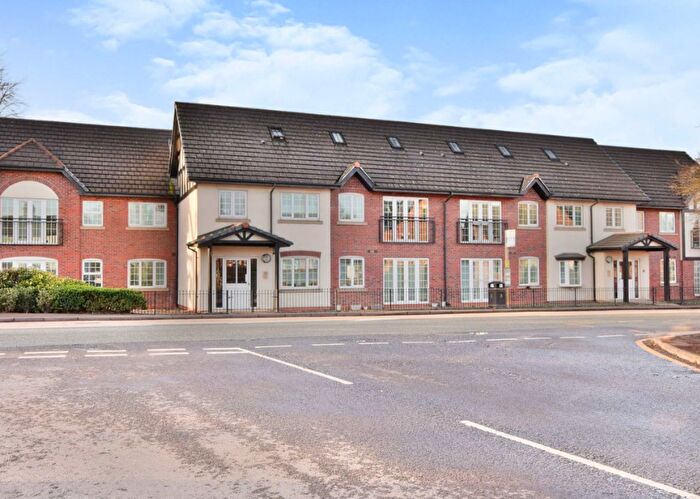 2 Bedroom Property To Rent In Dixon Court, Macclesfield, SK11
