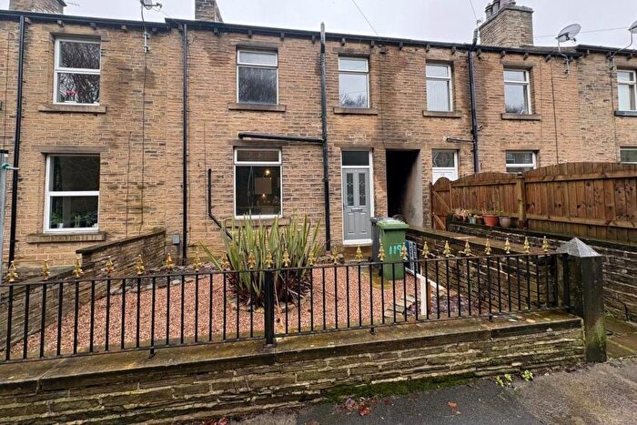 2 Bedroom Terraced House To Rent In Netheroyd Hill Road, Huddersfield, HD2