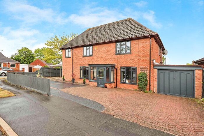 4 Bedroom Detached House For Sale In Maple Avenue, Pershore, WR10