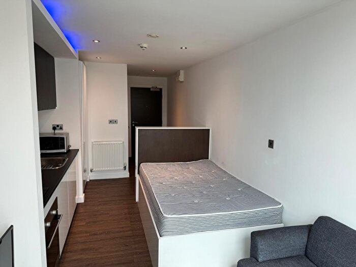 Studio To Rent In Headford Street, Sheffield, S3