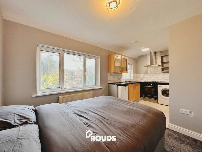 1 Bedroom Studio To Rent In Overton Road, Birmingham, West Midlands, B27