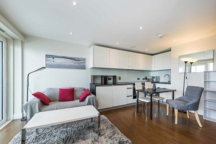 1 Bedroom Apartment To Rent In Aldgate East, London, E1