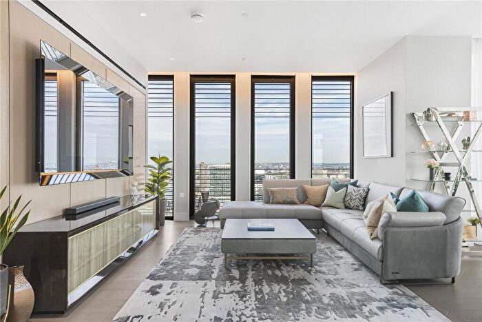 3 Bedroom Apartment For Sale In Houndsditch, London, EC3A