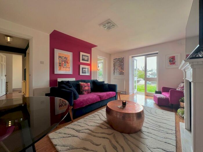 1 Bedroom Flat To Rent In Montpelier Terrace, Brighton, BN1