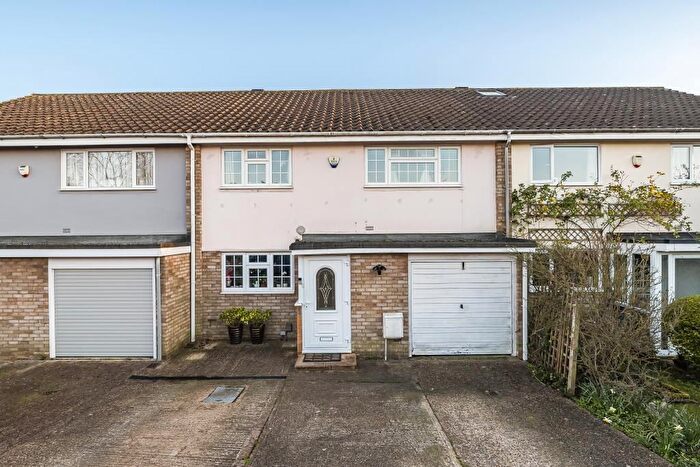 4 Bedroom Terraced House To Rent In Hangar Ruding, Watford, WD19