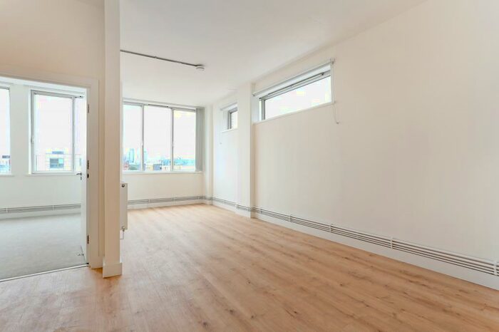 2 Bedroom Apartment To Rent In Haggerston London, E8