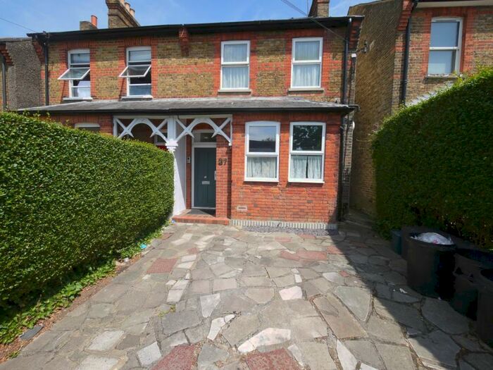 1 Bedroom Flat To Rent In Hallowell Road, Northwood, HA6