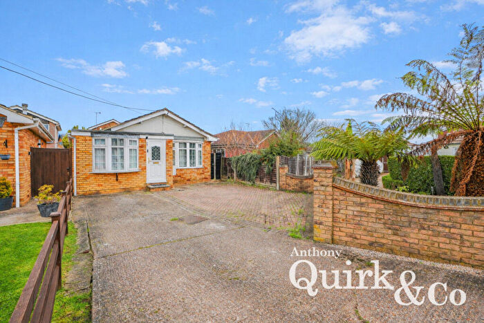 2 Bedroom Detached Bungalow For Sale In Keegan Place, Canvey Island, SS8