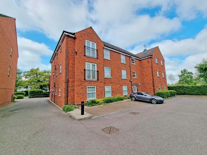 2 Bedroom Flat To Rent In Lawn Court, Hillmorton Road, Rugby, CV22