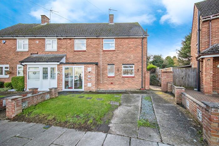 3 Bedroom Semi Detached House For Sale In Kerry Avenue, Ipswich, IP1