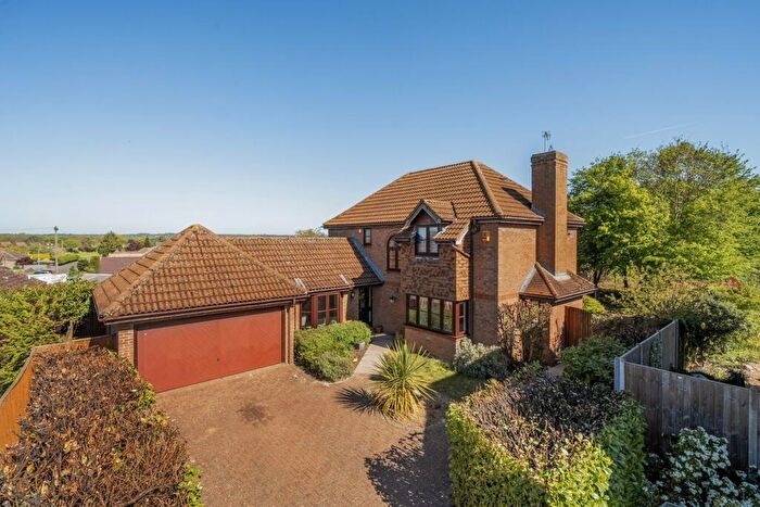 4 Bedroom Detached House For Sale In Beech Close, Pulloxhill, MK45