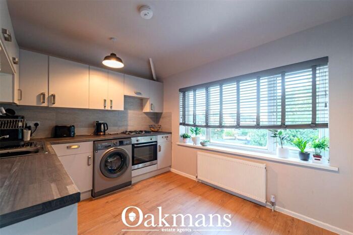 2 Bedroom Apartment To Rent In May Lane, Hollywood, Birmingham, Worcestershire, B47