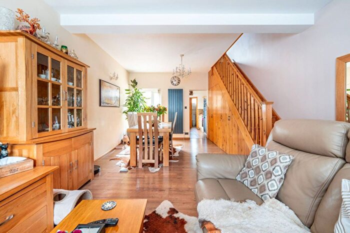 3 Bedroom Terraced House For Sale In Olive Road, Plaistow, London, E13