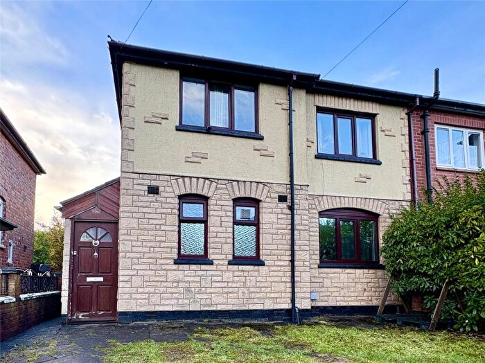 3 Bedroom Semi Detached House For Sale In Kirkstone Road, New Moston, Manchester, M40