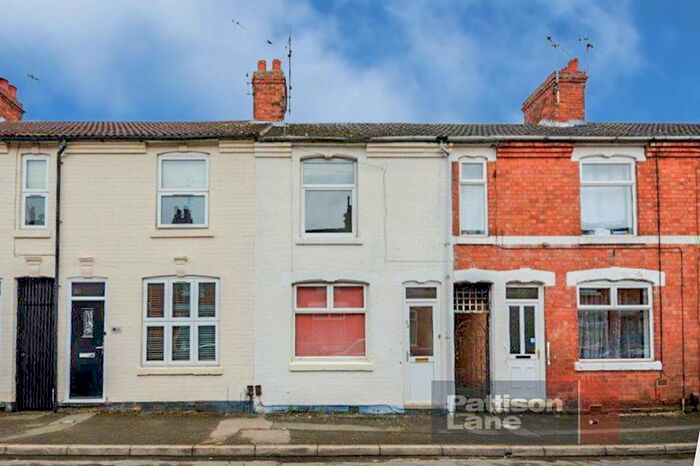 2 Bedroom House To Rent In Edmund Street, Kettering, NN16