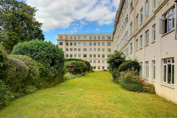 1 Bedroom Flat To Rent In Brixton Hill Court, Brixton Hill, SW2