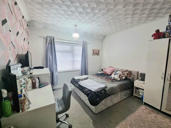 3 Bedroom Terraced House For Sale In Bredenbury Crescent, Paulsgrove, PO6