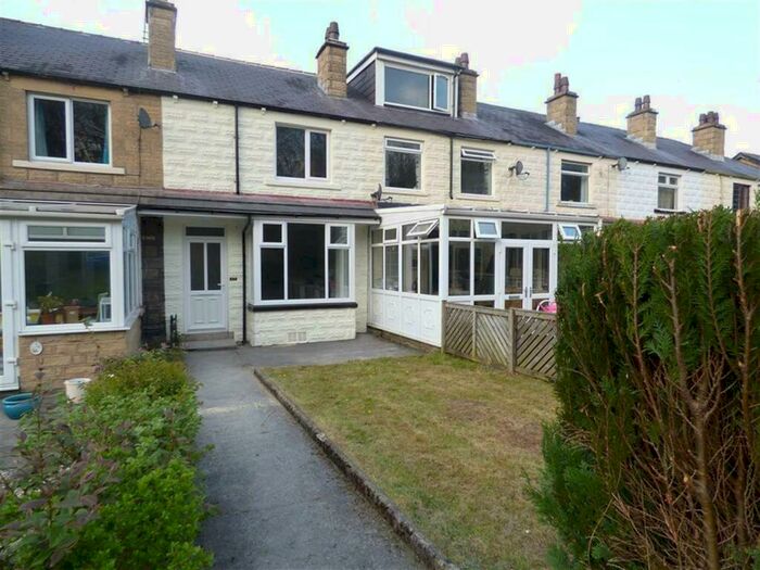 2 Bedroom Terraced House To Rent In Aire View Avenue, Bingley, BD16