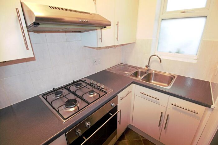 1 Bedroom Flat To Rent In The Avenue, Lincoln, Lincolnshire, LN1