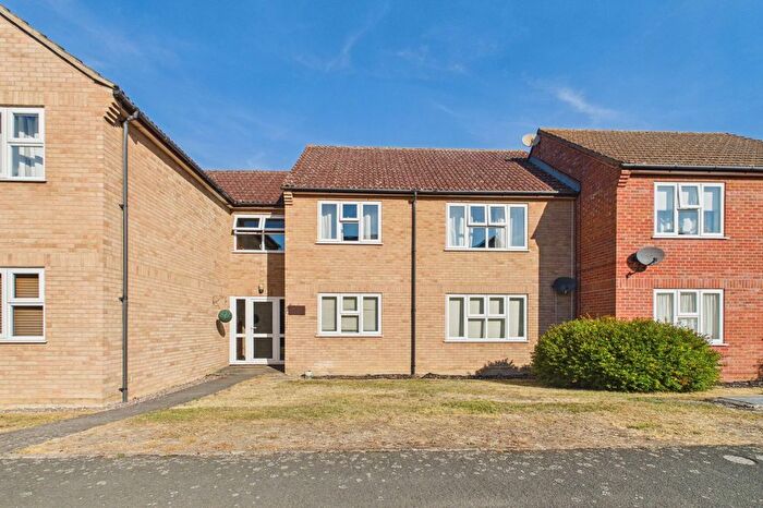 2 Bedroom Flat To Rent In Crockfords Road, Newmarket, CB8