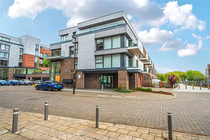 2 Bedroom Flat To Rent In Darlington House, Merlin Drive, Fletton Quays, PE2