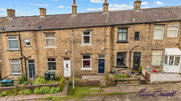 2 Bedroom Terraced House For Sale In Queen Street, Buttershaw, Bradford, BD6