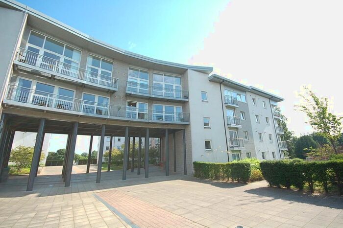 2 Bedroom Flat To Rent In Rubislaw Square, Aberdeen, AB15