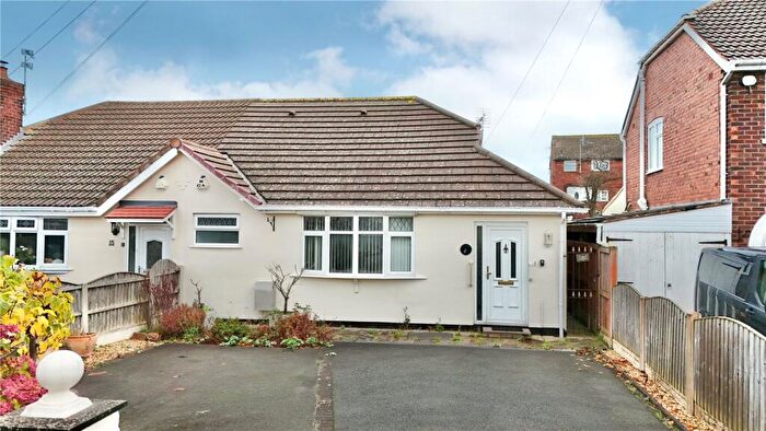 2 Bedroom Bungalow For Sale In Southridge Road, Pensby, Wirral, CH61