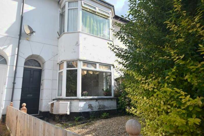 2 Bedroom Flat To Rent In Richmond Terrace, , Barnstaple, EX32