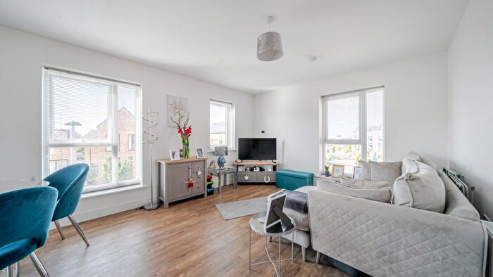 1 Bedroom Flat For Sale In Henry Shuttlewood Drive, Beaulieu, CM1