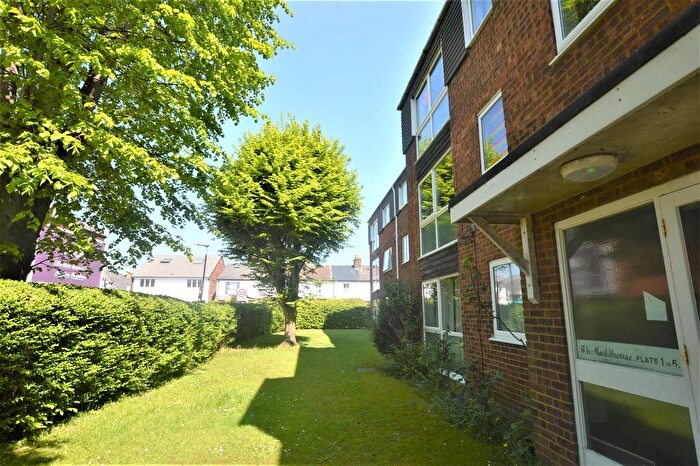 2 Bedroom Flat To Rent In The Guildhouse New Road, Croxley Green, WD3