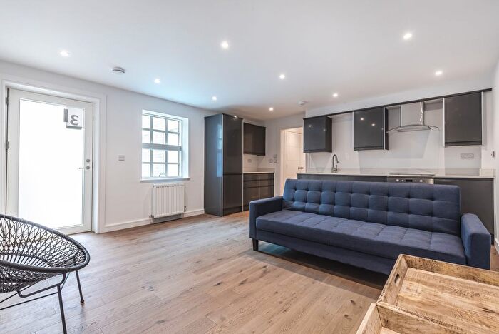 1 Bedroom Flat To Rent In Elm Grove, Wimbledon, London, SW19