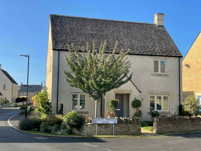 4 Bedroom Detached House For Sale In Dudley Johnson Close, Bourton-on-the-Water, GL54