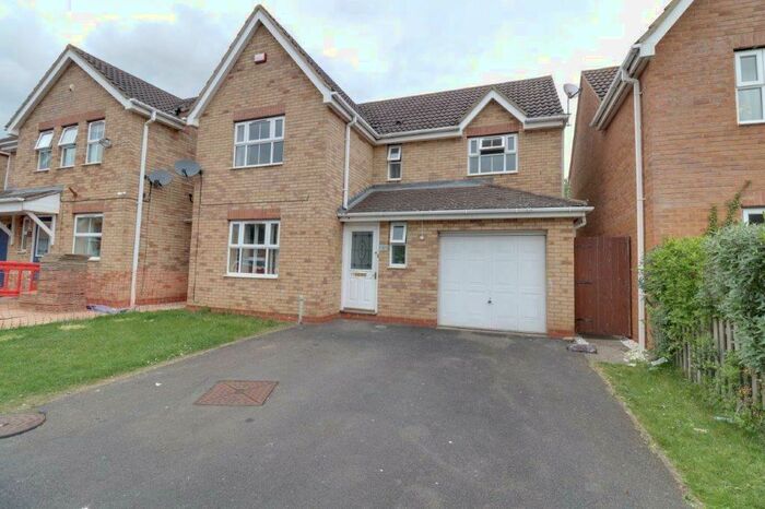 4 Bedroom Detached House To Rent In Merrivale Close, Kettering, NN15