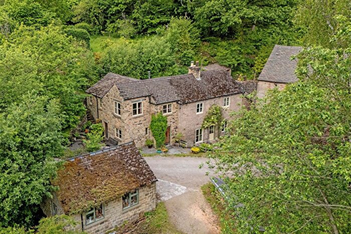 4 Bedroom Detached House For Sale In Upper Padley, Grindleford, Hope Valley, S32