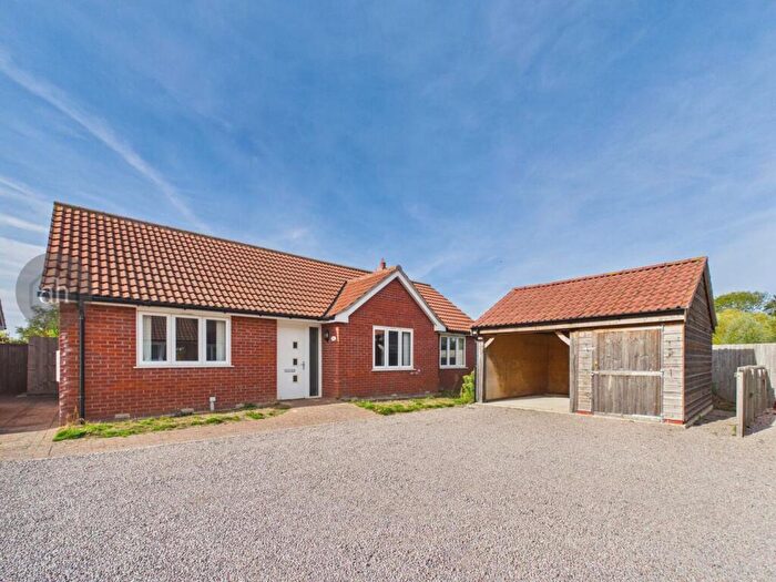 2 Bedroom Detached Bungalow For Sale In Heath Gardens, Woolpit, Bury St. Edmunds, IP30