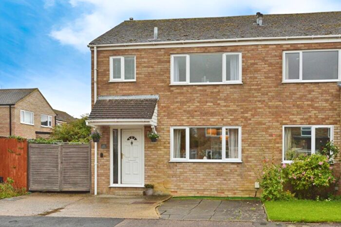 3 Bedroom Semi-Detached House For Sale In Western Drive, Hanslope, Buckinghamshire, MK19