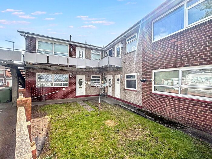 1 Bedroom Flat For Sale In Hanover Drive, Winlaton, Blaydon-On-Tyne, NE21