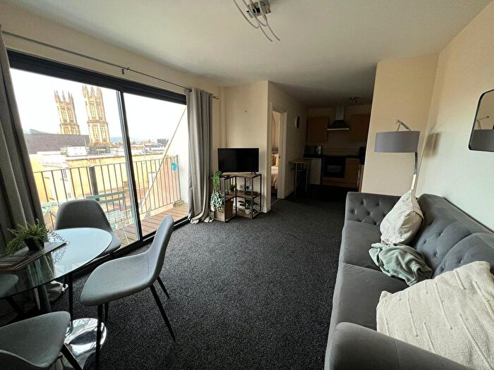 2 Bedroom Property To Rent In St. Helens Road, Swansea, SA1
