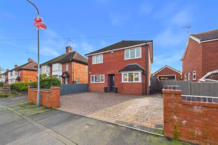 3 Bedroom Detached House For Sale In Byrds Lane, Uttoxeter, Staffordshire, ST14