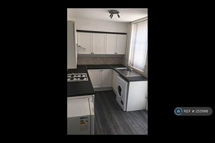 3 Bedroom Terraced House To Rent In Boundary Road, Leicester, LE2