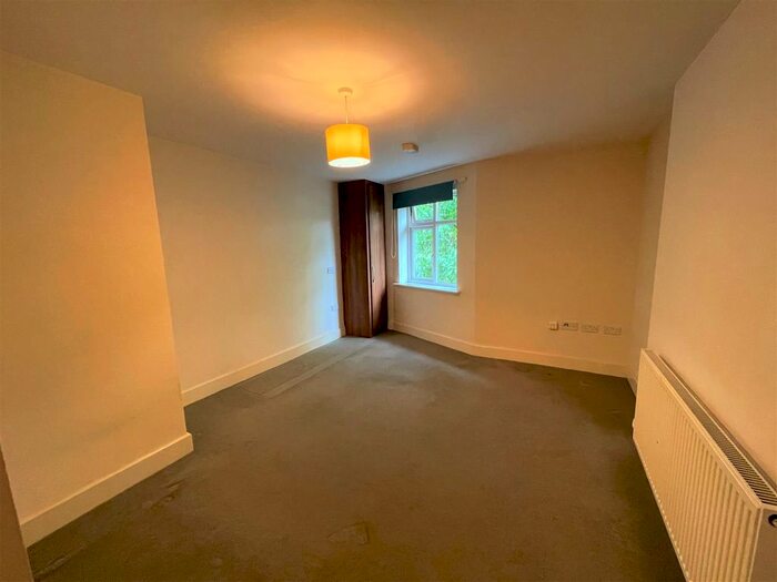1 Bedroom Flat To Rent In Shirley Road, Shirley, Southampton, SO15