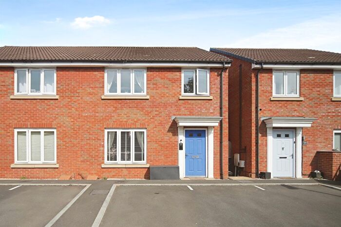 4 Bedroom Semi Detached House For Sale In Dragon Rise, Norton Fitzwarren, Taunton, TA2