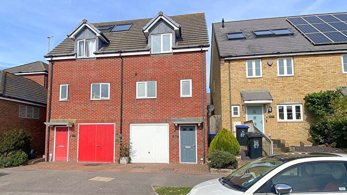 3 Bedroom Semi-Detached House For Sale In Harbour Way, Shoreham Beach, West Sussex, BN43