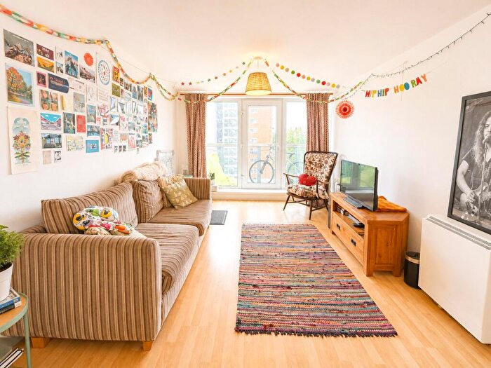 2 Bedroom Apartment For Sale In Apt, Lakeside Rise, Manchester, M9